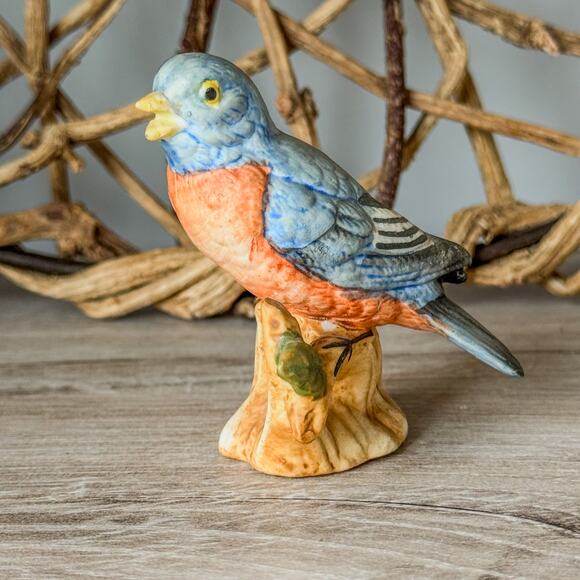 Vintage Blue Bird w/ Orange Breast Bisque Figurine-Porcelain-Hand Painted-2.5"H - Picture 1 of 7